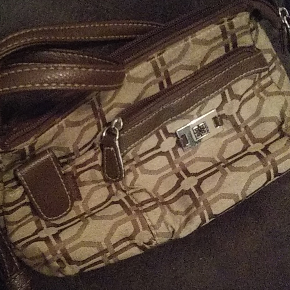 Plain, Brown purse with flower emblem